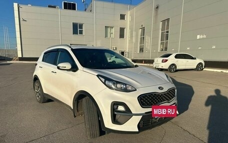KIA Sportage IV рестайлинг, 2021 год, 2 392 000 рублей, 4 фотография