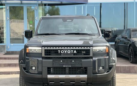 Toyota Land Cruiser Prado, 2024 год, 10 490 000 рублей, 4 фотография
