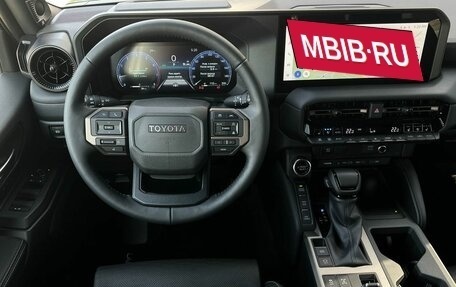Toyota Land Cruiser Prado, 2024 год, 10 490 000 рублей, 13 фотография
