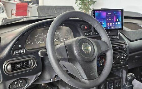 Chevrolet Niva I рестайлинг, 2017 год, 949 000 рублей, 14 фотография