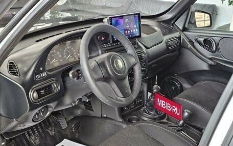 Chevrolet Niva I рестайлинг, 2017 год, 949 000 рублей, 13 фотография