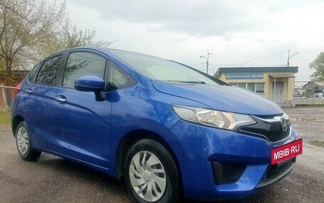Honda Fit III, 2016 год, 830 000 рублей, 2 фотография
