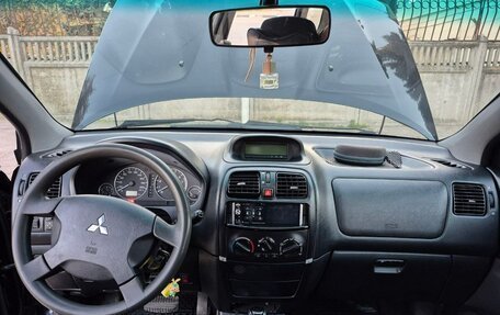 Mitsubishi Space Star I рестайлинг, 2003 год, 540 000 рублей, 11 фотография