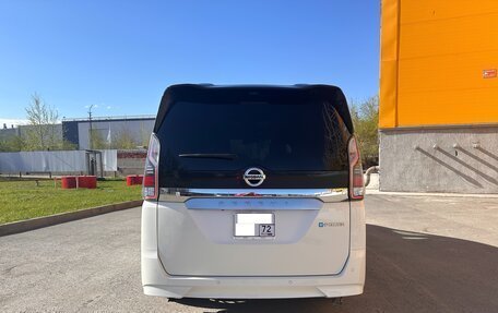 Nissan Serena IV, 2019 год, 2 600 000 рублей, 3 фотография