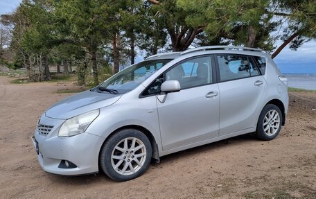 Toyota Verso I, 2012 год, 1 100 000 рублей, 3 фотография
