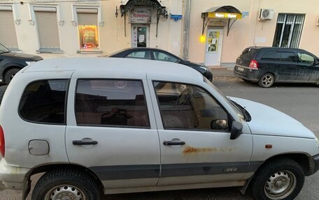 Chevrolet Niva I рестайлинг, 2004 год, 290 000 рублей, 17 фотография