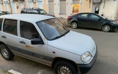 Chevrolet Niva I рестайлинг, 2004 год, 290 000 рублей, 15 фотография