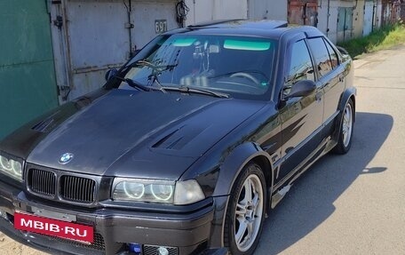 BMW 3 серия, 1994 год, 1 100 000 рублей, 2 фотография