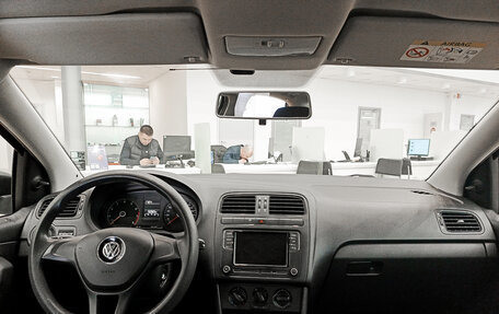 Volkswagen Polo VI (EU Market), 2016 год, 856 000 рублей, 14 фотография