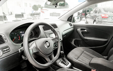 Volkswagen Polo VI (EU Market), 2016 год, 856 000 рублей, 16 фотография