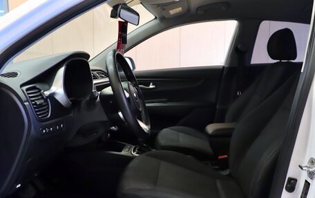 KIA Rio IV, 2021 год, 1 570 000 рублей, 11 фотография