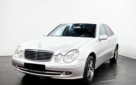 Mercedes-Benz E-Класс, 2002 год, 845 000 рублей, 3 фотография