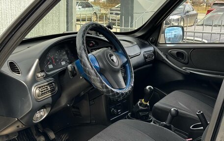 Chevrolet Niva I рестайлинг, 2010 год, 435 000 рублей, 10 фотография