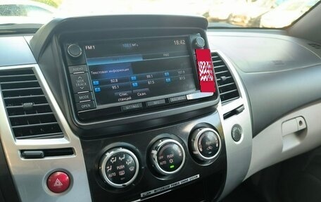 Mitsubishi Pajero Sport II рестайлинг, 2014 год, 1 687 000 рублей, 19 фотография