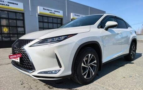 Lexus RX IV рестайлинг, 2021 год, 5 900 000 рублей, 2 фотография