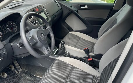 Volkswagen Tiguan I, 2011 год, 990 000 рублей, 12 фотография