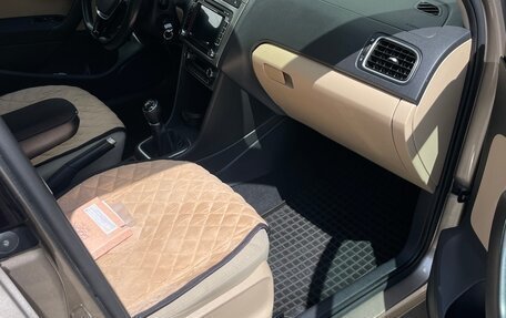 Volkswagen Polo VI (EU Market), 2016 год, 1 200 000 рублей, 8 фотография