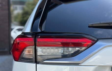 Toyota RAV4, 2020 год, 3 550 000 рублей, 13 фотография