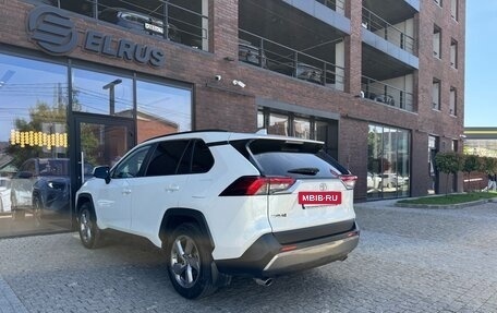 Toyota RAV4, 2020 год, 3 550 000 рублей, 6 фотография