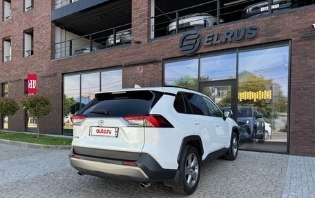 Toyota RAV4, 2020 год, 3 550 000 рублей, 4 фотография