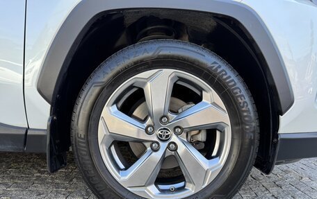 Toyota RAV4, 2020 год, 3 550 000 рублей, 14 фотография