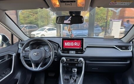 Toyota RAV4, 2020 год, 3 550 000 рублей, 19 фотография