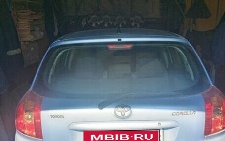 Toyota Corolla, 2004 год, 930 000 рублей, 3 фотография