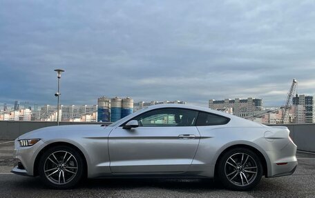 Ford Mustang VI рестайлинг, 2016 год, 2 630 000 рублей, 6 фотография