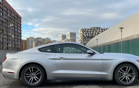 Ford Mustang VI рестайлинг, 2016 год, 2 630 000 рублей, 12 фотография