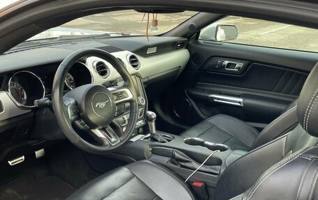 Ford Mustang VI рестайлинг, 2016 год, 2 630 000 рублей, 14 фотография