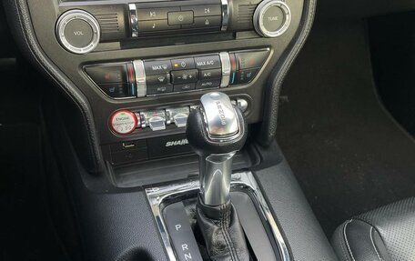 Ford Mustang VI рестайлинг, 2016 год, 2 630 000 рублей, 17 фотография