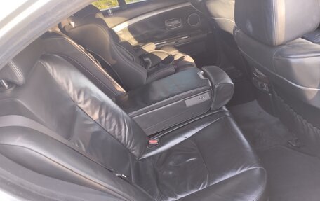 BMW 7 серия, 2005 год, 1 100 000 рублей, 22 фотография