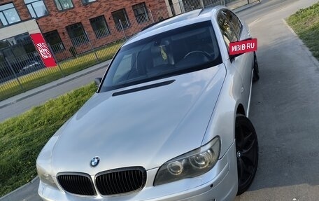 BMW 7 серия, 2005 год, 1 100 000 рублей, 17 фотография