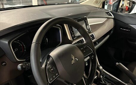 Mitsubishi Xpander, 2023 год, 3 700 000 рублей, 6 фотография