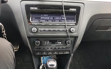 Skoda Rapid I, 2014 год, 1 050 000 рублей, 7 фотография