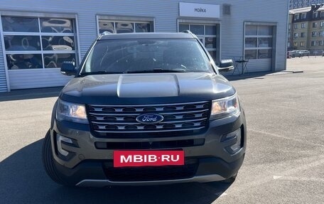 Ford Explorer VI, 2017 год, 2 690 000 рублей, 2 фотография