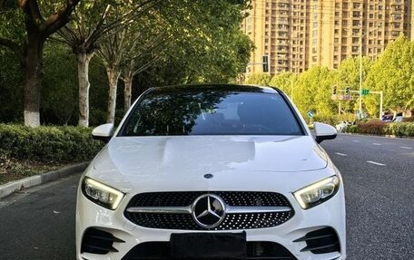 Mercedes-Benz A-Класс, 2021 год, 1 660 400 рублей, 2 фотография