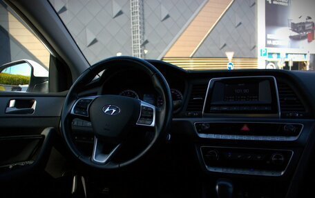 Hyundai Sonata VII, 2019 год, 2 048 000 рублей, 16 фотография