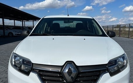 Renault Logan II, 2019 год, 960 000 рублей, 1 фотография