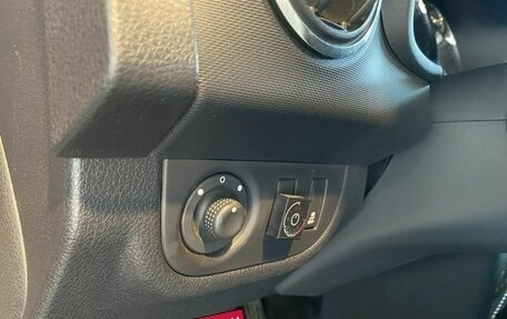 Renault Sandero II рестайлинг, 2018 год, 1 099 000 рублей, 32 фотография