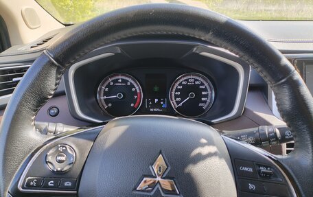 Mitsubishi Xpander, 2022 год, 2 500 000 рублей, 14 фотография