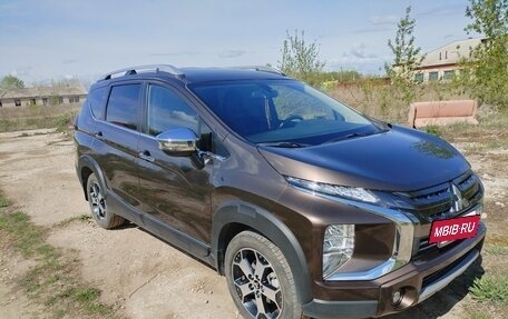 Mitsubishi Xpander, 2022 год, 2 500 000 рублей, 2 фотография