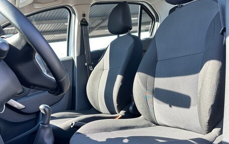 Renault Logan II, 2019 год, 960 000 рублей, 12 фотография