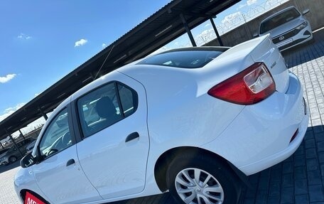 Renault Logan II, 2019 год, 960 000 рублей, 9 фотография