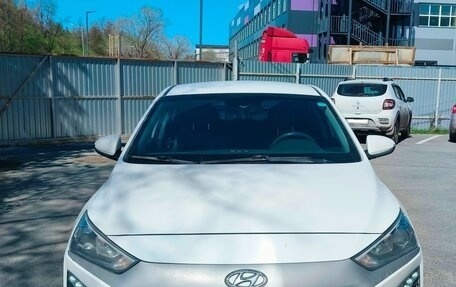 Hyundai IONIQ, 2018 год, 1 750 000 рублей, 12 фотография