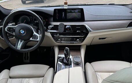 BMW 5 серия, 2017 год, 4 090 000 рублей, 11 фотография