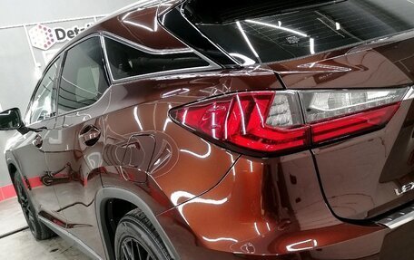 Lexus RX IV рестайлинг, 2017 год, 3 500 000 рублей, 4 фотография