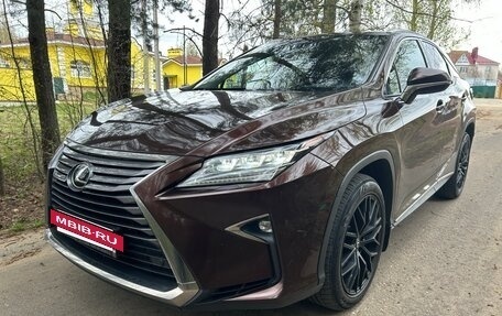 Lexus RX IV рестайлинг, 2017 год, 3 500 000 рублей, 14 фотография