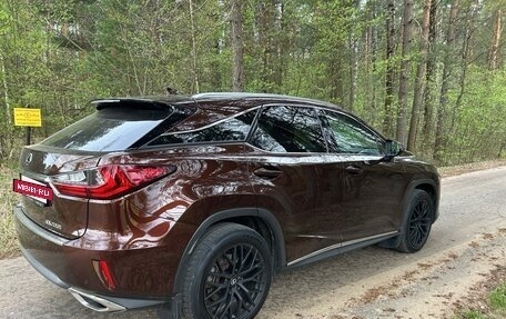 Lexus RX IV рестайлинг, 2017 год, 3 500 000 рублей, 19 фотография