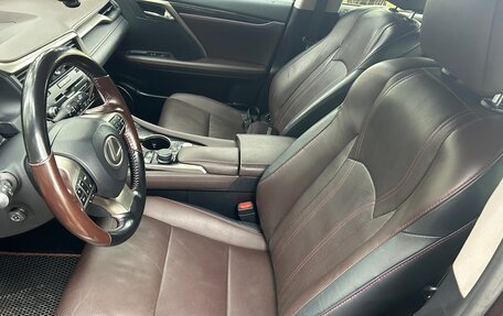 Lexus RX IV рестайлинг, 2017 год, 3 500 000 рублей, 24 фотография